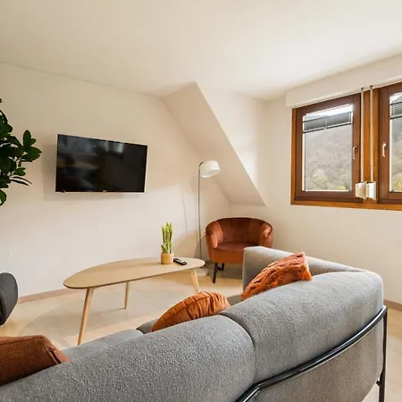 Haus Blaue Traube Mit Moselblick Apartment Ediger-Eller Exterior photo