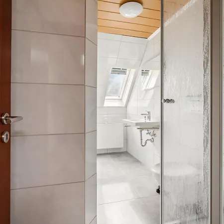 Haus Blaue Traube Mit Moselblick Apartment Ediger-Eller Exterior photo