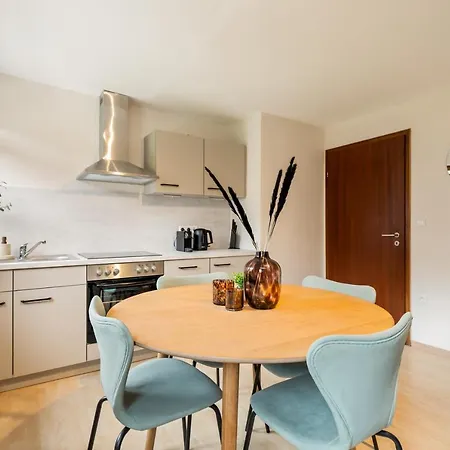 Haus Blaue Traube Mit Moselblick Apartment Ediger-Eller Exterior photo
